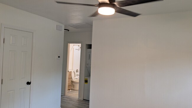 Foto del edificio - 3214 Detroit Ave