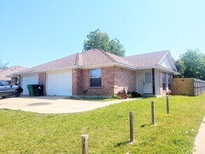 Building Photo - 3908 Stuart Rd