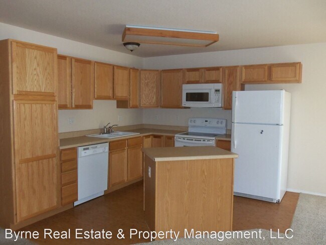 Building Photo - 3 br, 2.5 bath House - 2664 Mesa Springs View