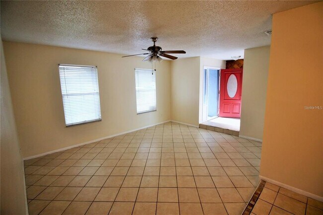 Building Photo - 610 Wilshire Dr