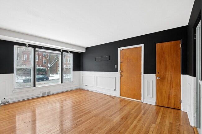 Foto del edificio - 8949 S Blackstone Ave