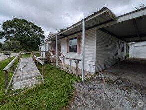 Building Photo - 115 Peach St