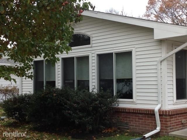 Primary Photo - 3 br, 1.5 bath House - 2016 Firlawn Dr