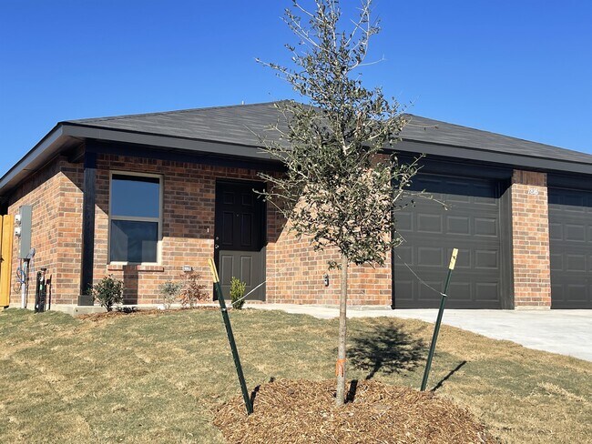 Building Photo - 1816 Ponca Trace