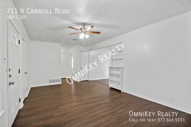 Foto del edificio - 711 N Carroll Blvd
