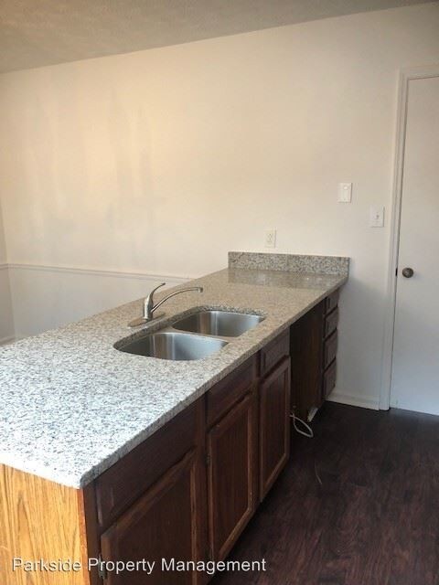 Foto del edificio - 3 br, 2 bath House - 3821 Salem Mill Terrace