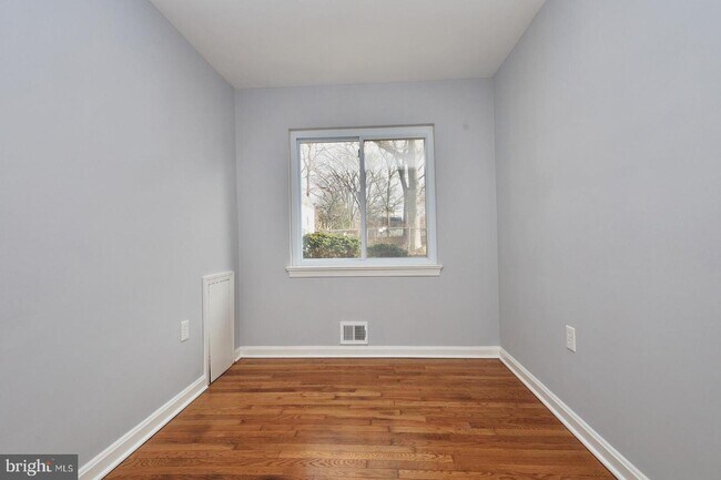 Foto del edificio - 3508 Woodridge Ave