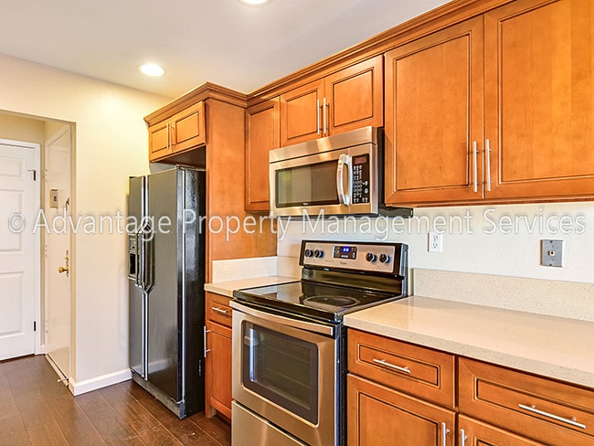 Building Photo - 8975 Alcosta Blvd