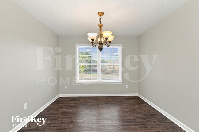 Foto del edificio - 1011 Hickory Cir