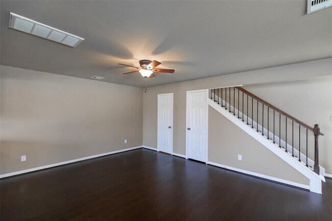 Foto del edificio - 15814 Whiteglade Ln