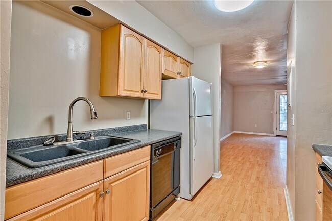 Foto del edificio - 2 Bed/ 2.5 Bath Single Family Home in Hail...