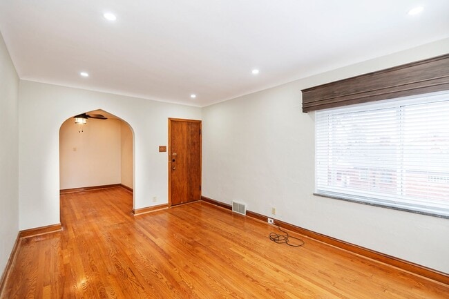 Building Photo - 6601 Devonshire Ave