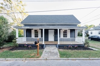 Building Photo - 503 Wheeler St