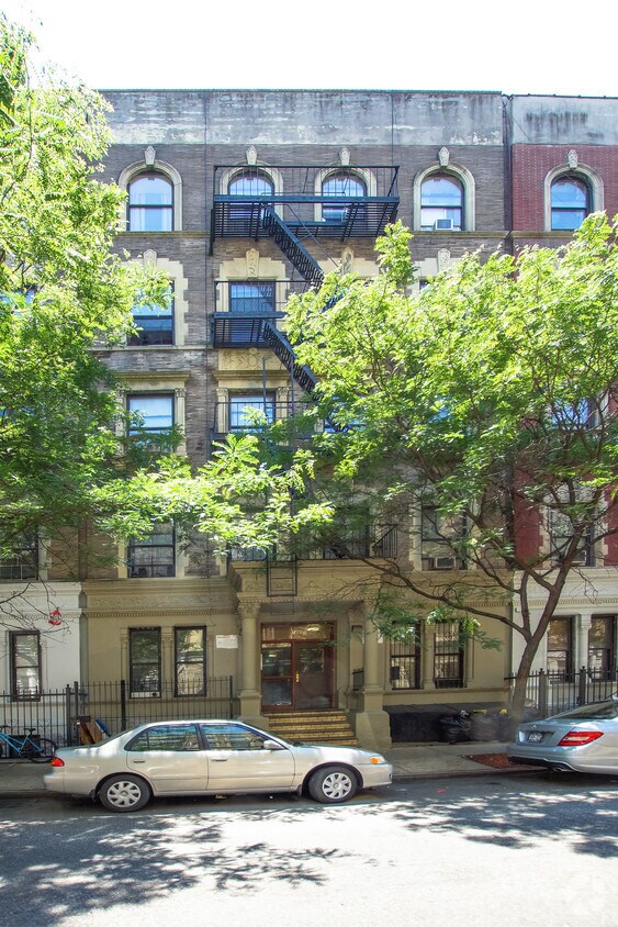 Foto del edificio - 146 W 111th St