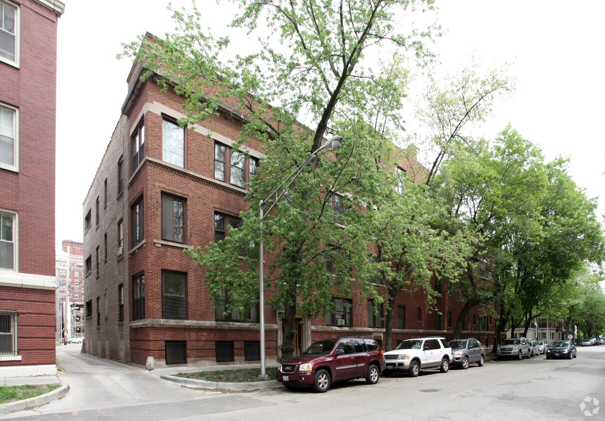 Building Photo - 5340 S Hyde Park Blvd