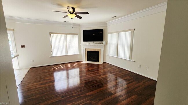 Foto del edificio - 805 Gem Ct