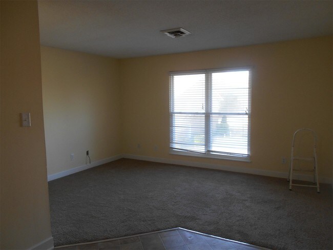 Foto del edificio - 1015 Elm St