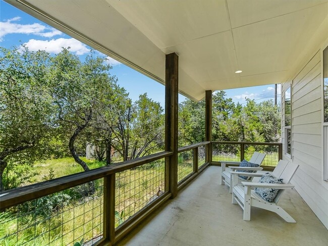 Foto del edificio - 3600 McGregor Ln