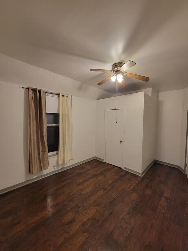 Foto del edificio - A 3 bedroom home in Harvey