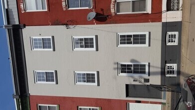 Building Photo - 533 N 33rd St