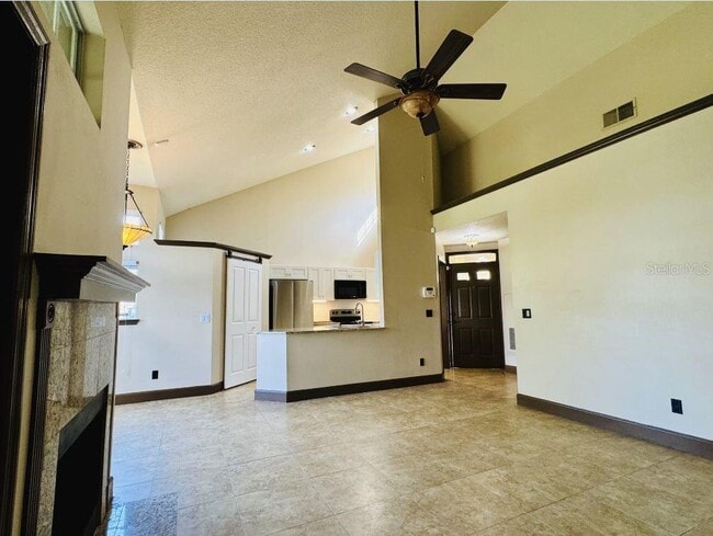 Building Photo - 1556 Farrindon Cir