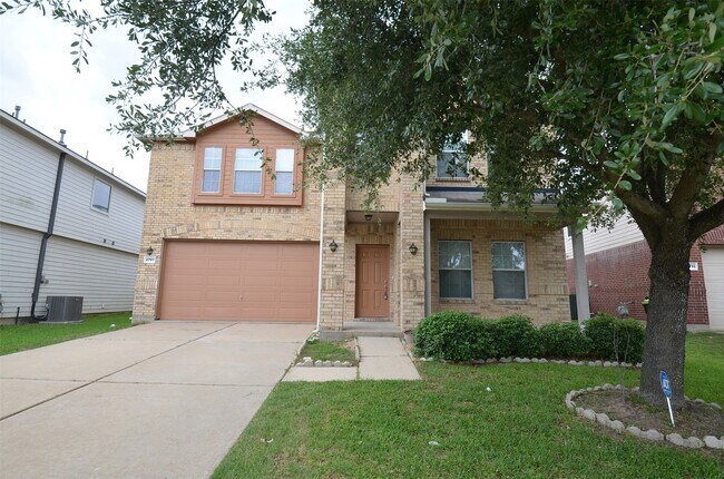 Foto del edificio - 2707 Roaring Oaks Ln