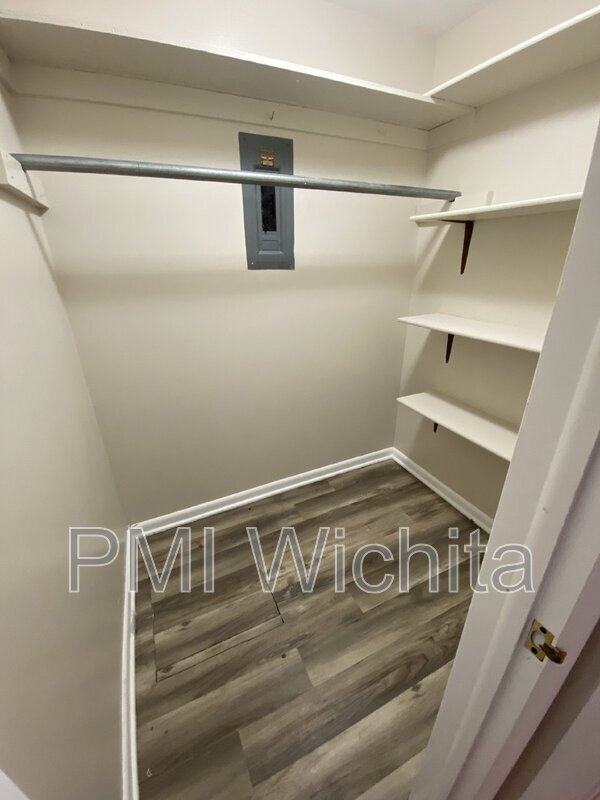 Foto del edificio - 889 S Hillcrest St