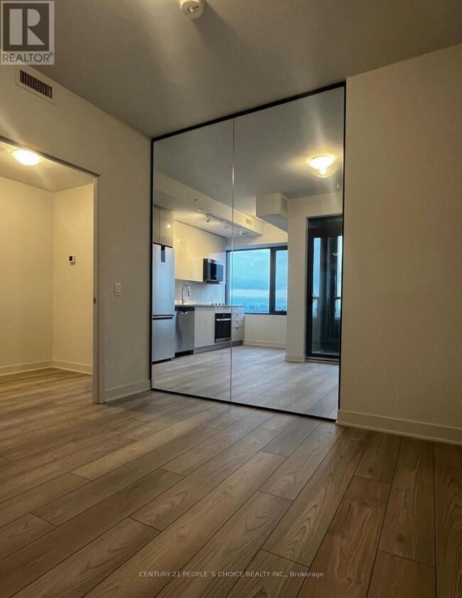 Building Photo - 2920 Hwy 7