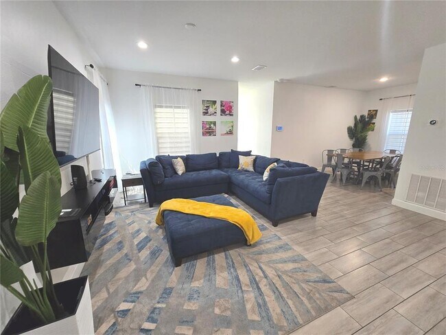 Building Photo - 4663 Conley St