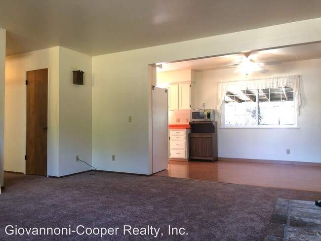 Building Photo - 3 br, 2 bath House - 314 West Matheson