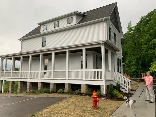 Building Photo - 747 Mill Creek Meadow Dr