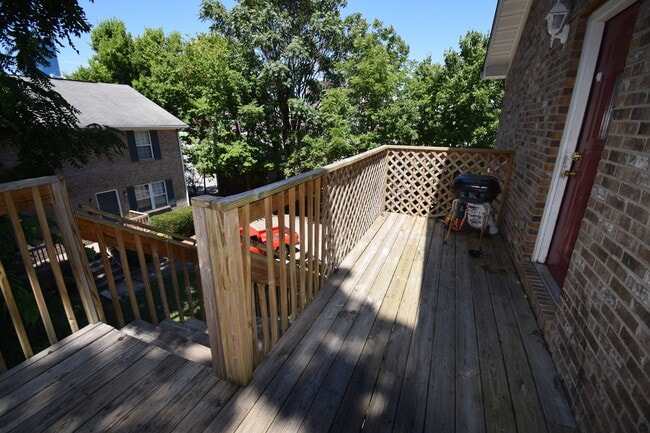 Building Photo - 103A Hagerman Ct