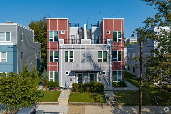 Foto del edificio - 1109-1111 Porter St