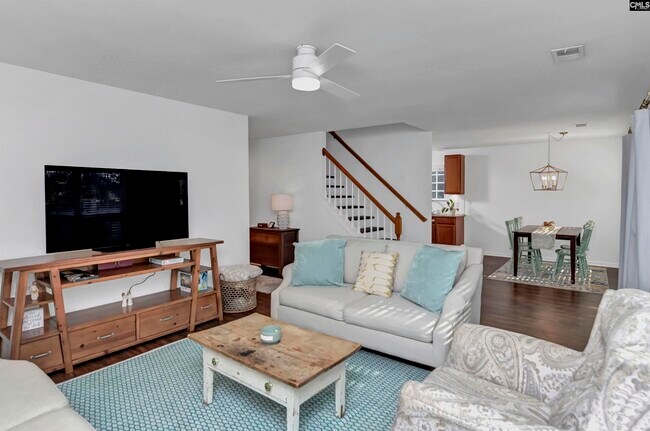 Building Photo - 133 Springhaven Dr