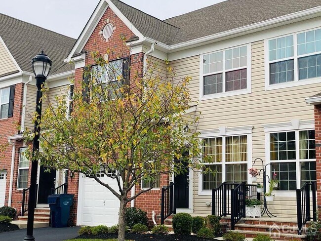 Foto del edificio - 2319 Berkshire Ln