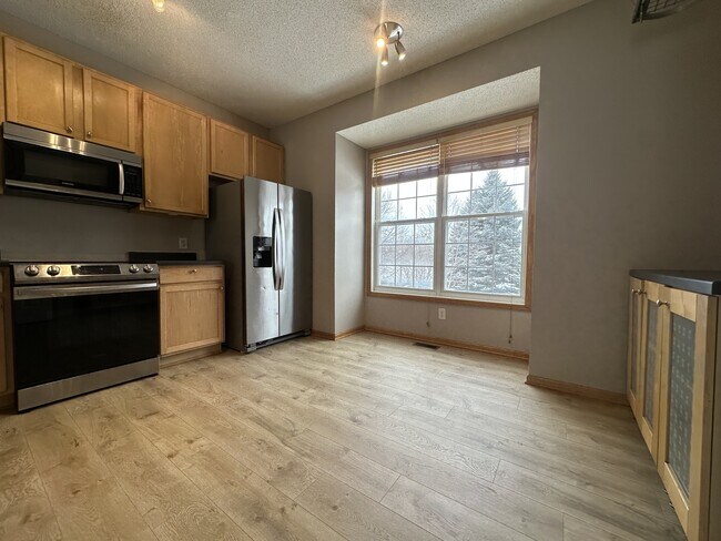 Foto del edificio - 405 Village Pkwy