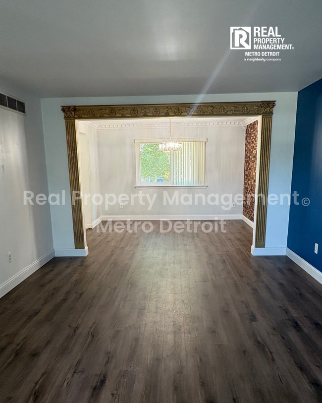 Building Photo - 3-Bedroom Single-Family Home in Waterford, Michigan