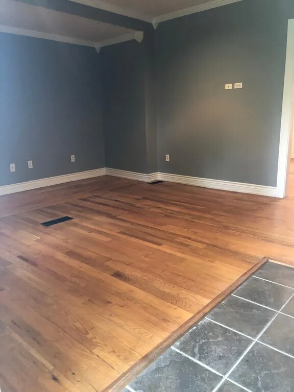 Foto principal - 416 Riverview Ave
