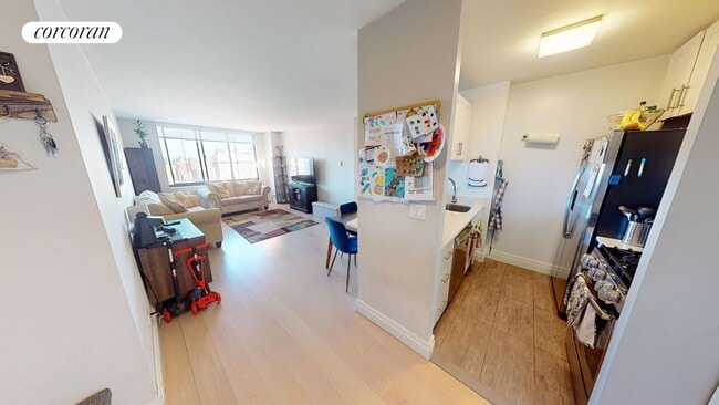 Foto del edificio - 235 E 95th St