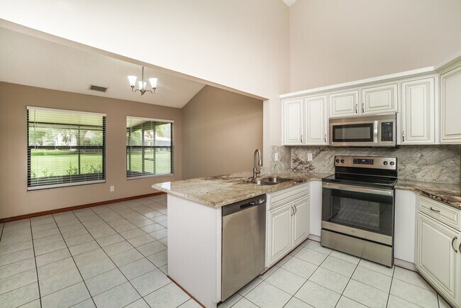 Building Photo - 34522 Cedarfield Dr