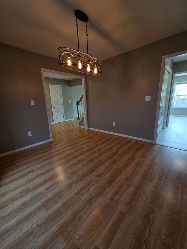 Foto del edificio - Updated 4Bed, 2.5 Bath in Jacksonville!