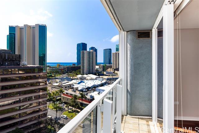 Building Photo - 1288 Kapiolani Blvd