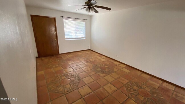 Foto del edificio - 7153 N 57th Dr