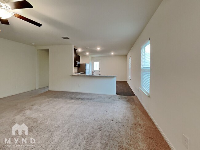 Building Photo - 3963 Turtle Creek