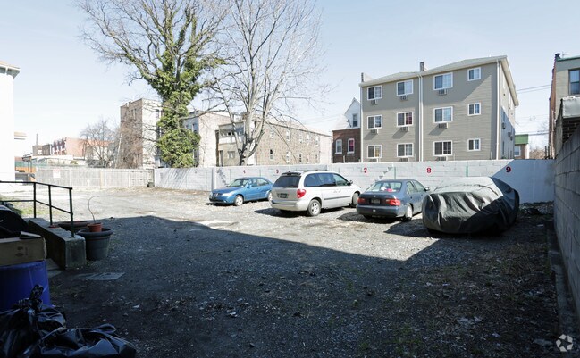 Foto del edificio - 747 E 226th