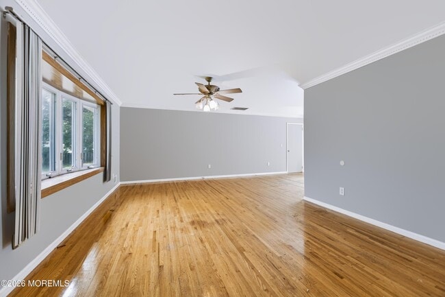 Building Photo - 1317 3rd Ave