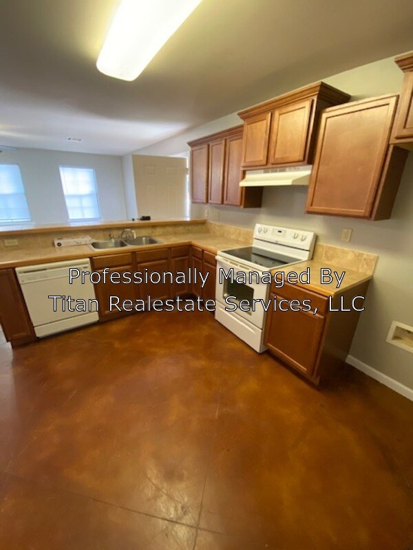 Building Photo - 308 S Landry Dr