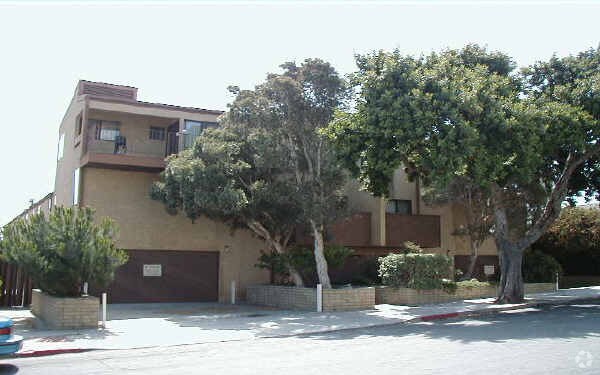 Foto del edificio - 316-318 Concord St