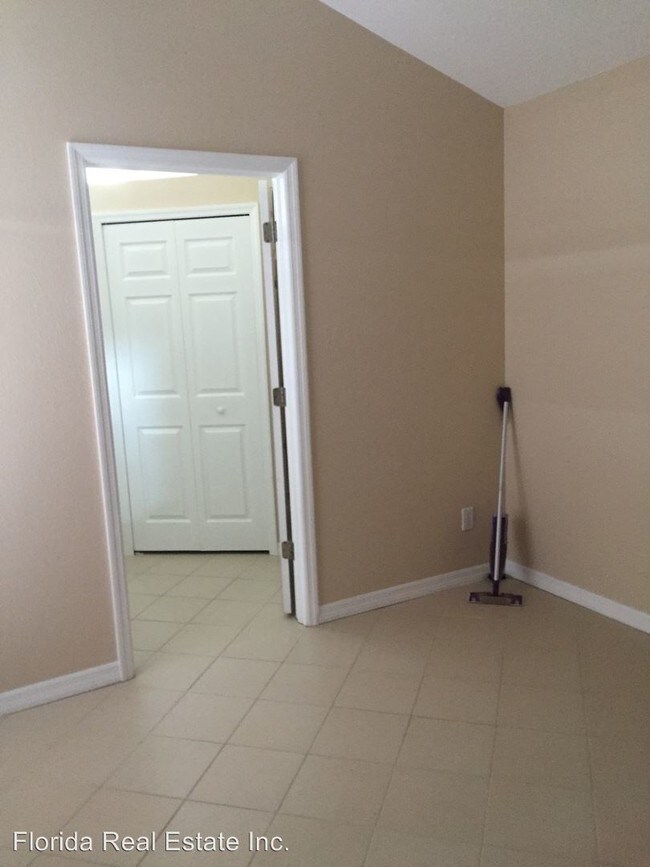 Building Photo - 14944 Deer Meadow Dr