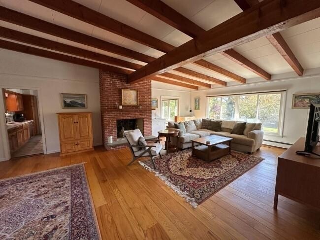 Building Photo - 9 Wampanoag Cir